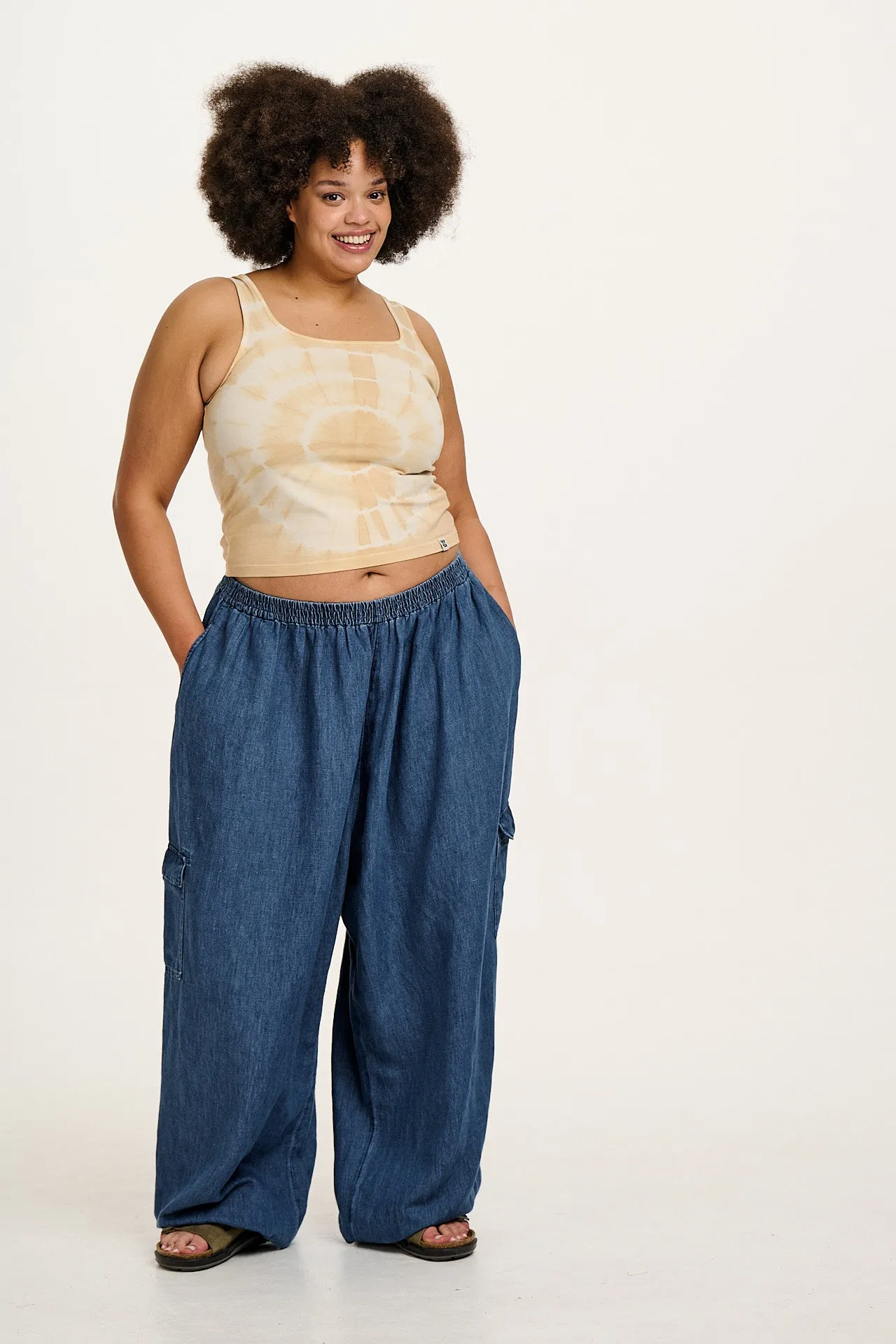 Rumi - Cotton & Hemp Balloon Trousers in Mid Wash Blue