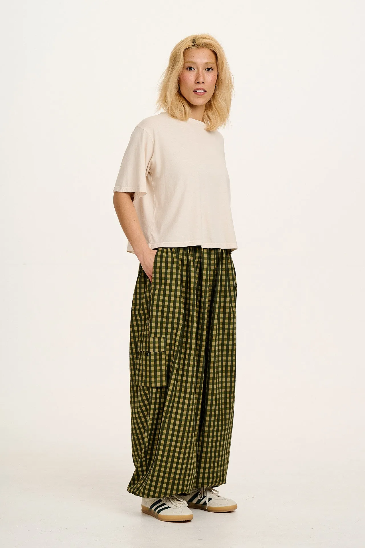 Rumi - Cotton & Linen Balloon Trousers in Green Emin Gingham