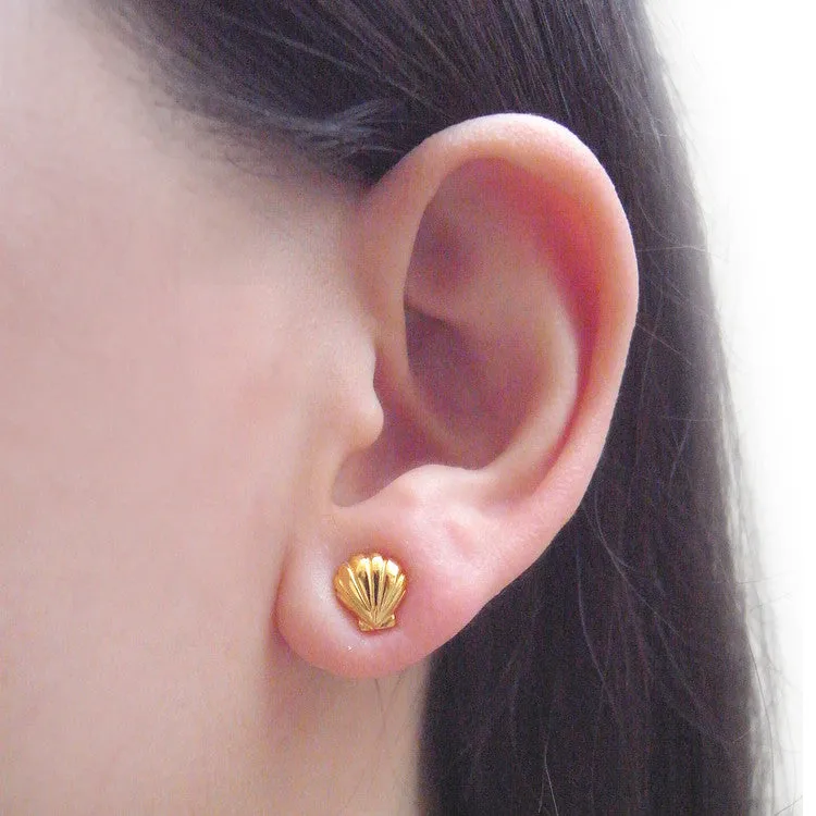 Shell Stud Earrings Gold