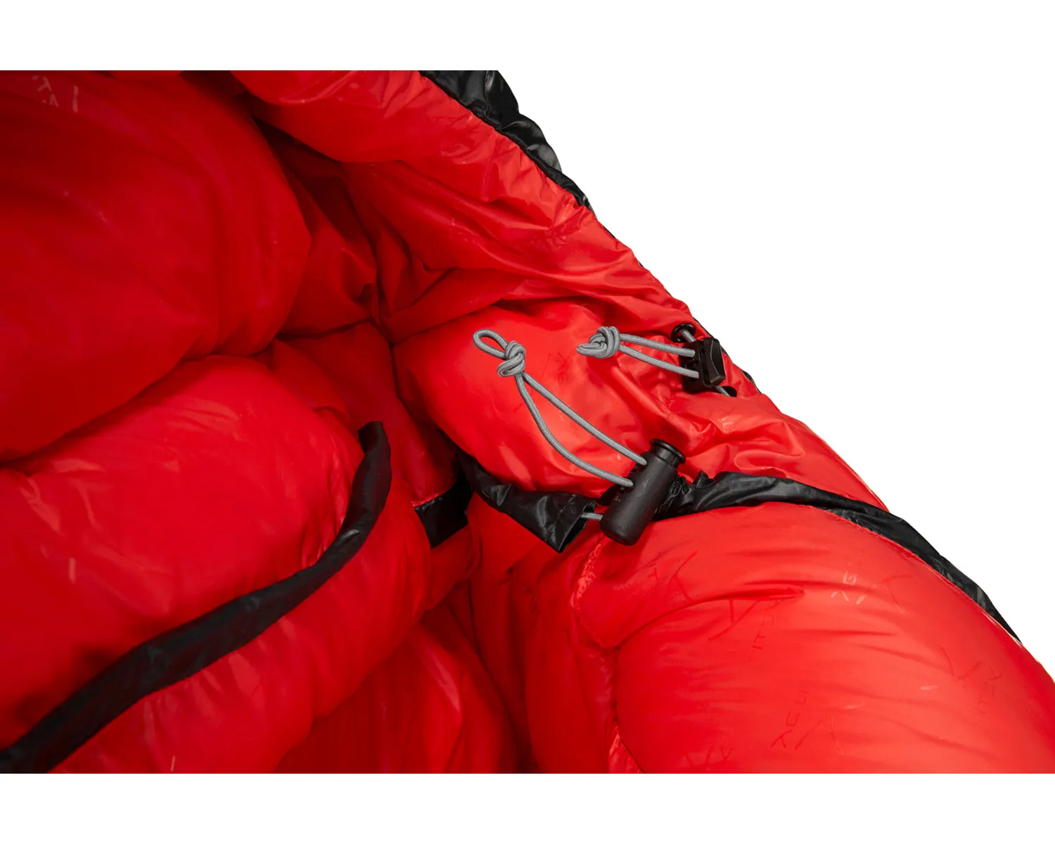 VIB 600 (RIGHT ZIP) - Black/Fiery Red